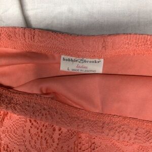 Bobbie Brooks Peach Lace skirt